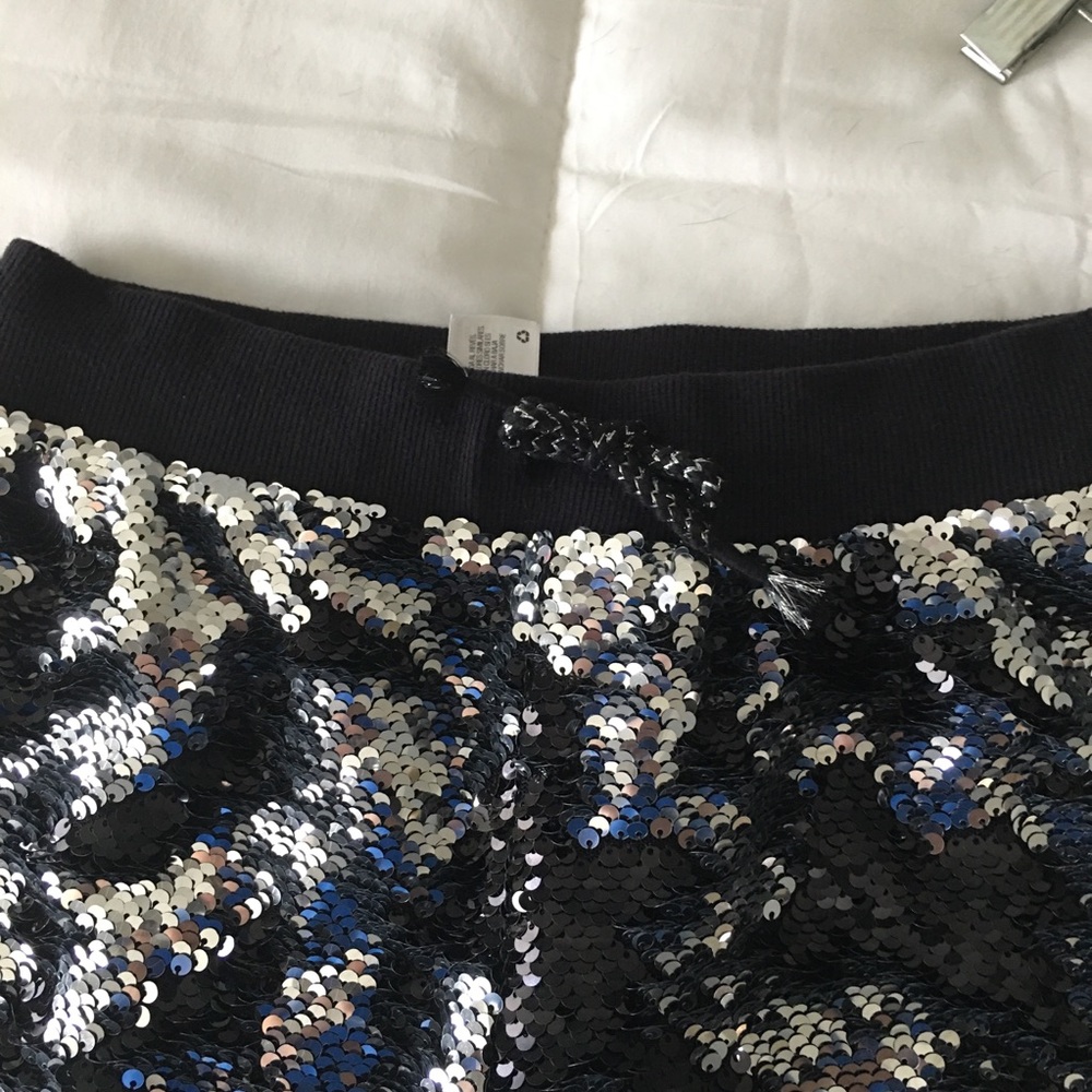 More Than Magic Flippy Sequined Girls Shorts. - Picture 4 of 8
